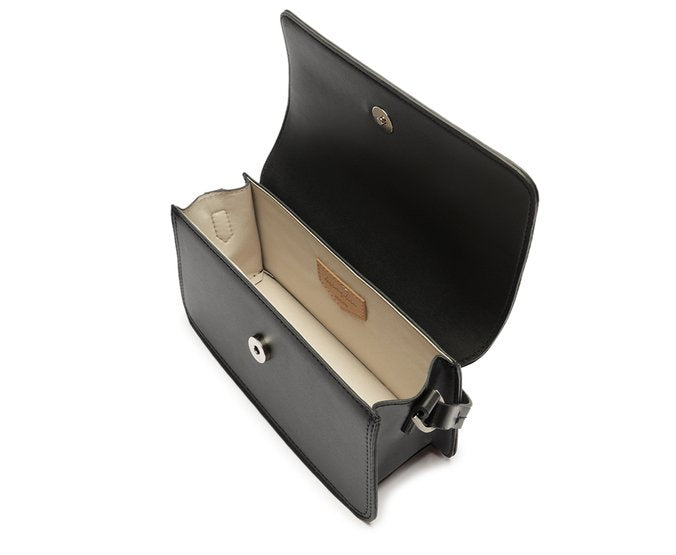 Bolsa Crossbody Média Preta Costura Ornamental